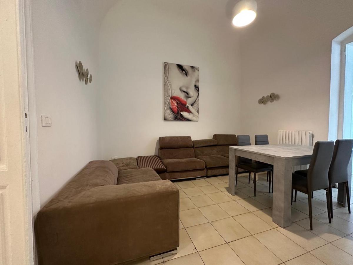 Cconforthotels Appartamento Crispi Bari Buitenkant foto